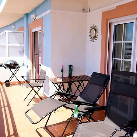 Daire Cana 140m2, 1 A 3 Chambres, Terrasse Vue Mer Olhão